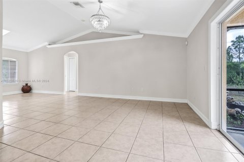 Villa ou maison à vendre à Lehigh Acres, Floride: 3 chambres, 132.66 m2 № 1159248 - photo 5