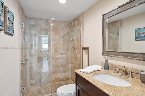 Condo in Miami Beach, Florida, 3 bedrooms  № 841148 - photo 26