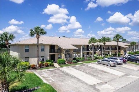 Condo in Sebring, Florida, 1 bedroom  № 1163688 - photo 2