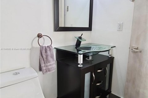 Copropriété à vendre à Miami Beach, Floride: 1 chambre, 90.12 m2 № 1329648 - photo 20