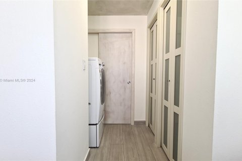 Condominio en venta en Miami Beach, Florida, 1 dormitorio, 90.12 m2 № 1329648 - foto 26