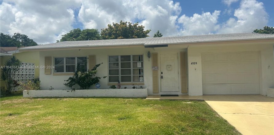 Villa ou maison à Tamarac, Floride 2 chambres, 93.09 m2 № 1328493