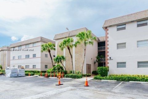 Copropriété à vendre à Davie, Floride: 2 chambres, 79.52 m2 № 1184083 - photo 21