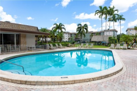 Copropriété à vendre à Davie, Floride: 2 chambres, 79.52 m2 № 1184083 - photo 23