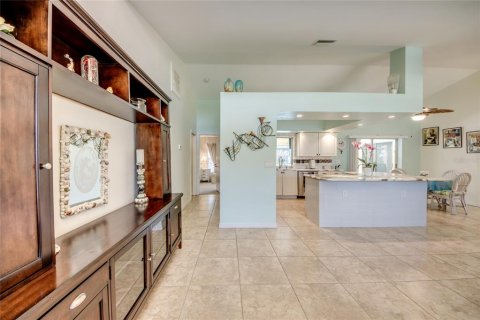 Villa ou maison à vendre à Cape Coral, Floride: 3 chambres, 143.81 m2 № 1352752 - photo 7