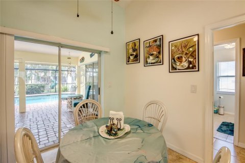 Casa en venta en Cape Coral, Florida, 3 dormitorios, 143.81 m2 № 1352752 - foto 19