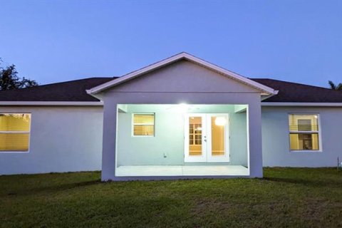 Villa ou maison à vendre à Englewood, Floride: 3 chambres, 149.85 m2 № 1352781 - photo 3