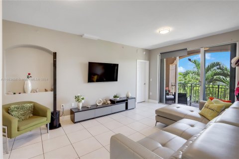 Condo in Doral, Florida, 2 bedrooms  № 1358701 - photo 6