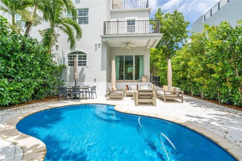 Touwnhouse à vendre à Key Biscayne, Floride: 3 chambres, 173.54 m2 № 1360586 - photo 2