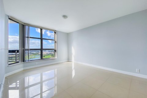 Copropriété à vendre à Aventura, Floride: 2 chambres, 109.72 m2 № 1304965 - photo 6