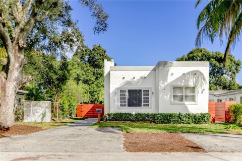 Villa ou maison à vendre à Miami, Floride: 3 chambres, 124.02 m2 № 1384269 - photo 4