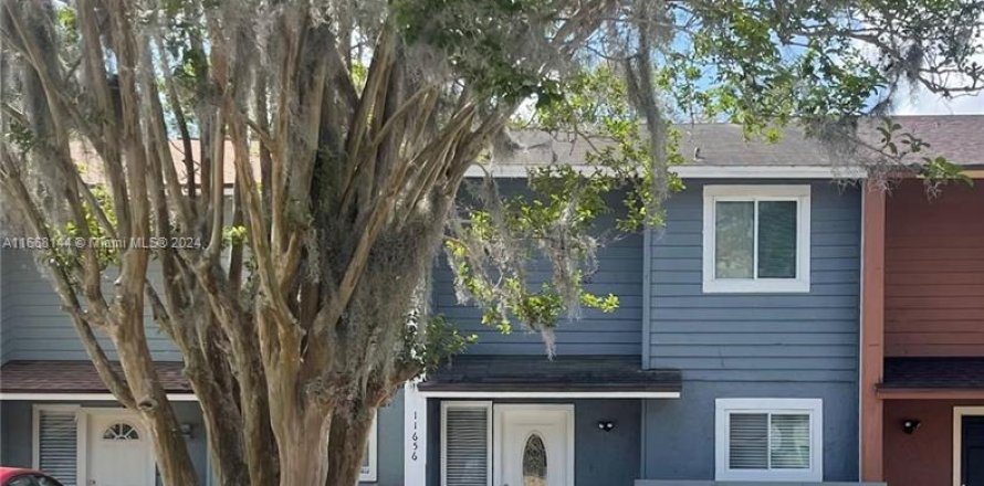 Townhouse in Jacksonville, Florida 2 bedrooms, 141.21 sq.m. № 1384352