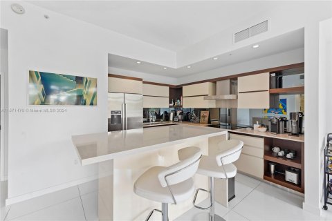 Condo in Miami Beach, Florida, 3 bedrooms  № 1177492 - photo 12