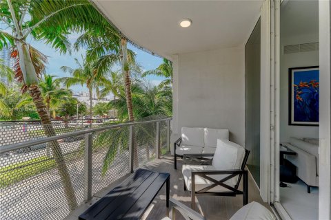 Condo in Miami Beach, Florida, 3 bedrooms  № 1177492 - photo 27