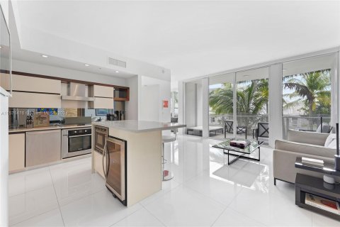 Condo in Miami Beach, Florida, 3 bedrooms  № 1177492 - photo 10