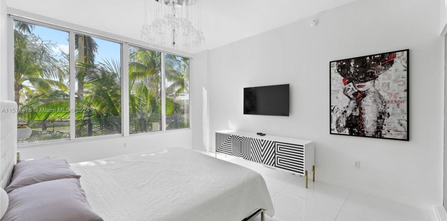 Condo in Miami Beach, Florida, 3 bedrooms  № 1177492