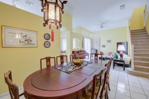 Casa en venta en Hollywood, Florida, 4 dormitorios, 196.3 m2 № 1092007 - foto 17