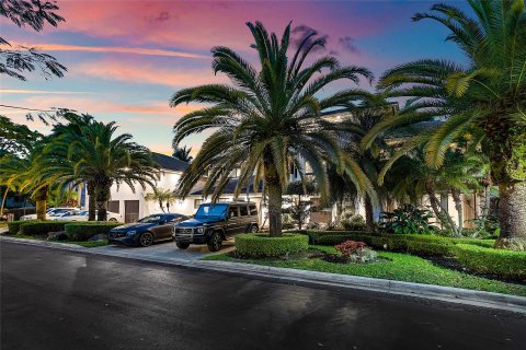 Villa ou maison à vendre à Doral, Floride: 9 chambres, 1084.73 m2 № 1091703 - photo 20