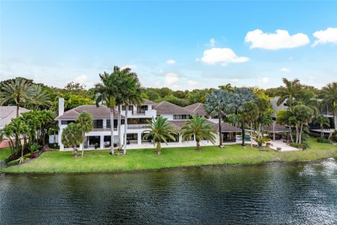 Villa ou maison à vendre à Doral, Floride: 9 chambres, 1084.73 m2 № 1091703 - photo 26