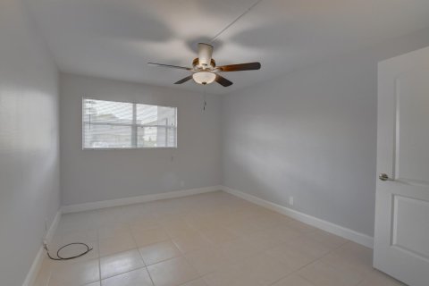 Condominio en venta en Delray Beach, Florida, 2 dormitorios, 81.75 m2 № 846588 - foto 18