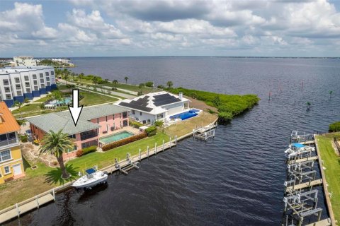 Condominio en venta en Punta Gorda, Florida, 2 dormitorios, 130.25 m2 № 585088 - foto 1
