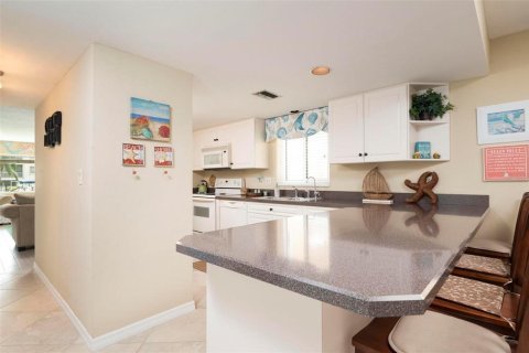Condominio en venta en Punta Gorda, Florida, 2 dormitorios, 130.25 m2 № 585088 - foto 12