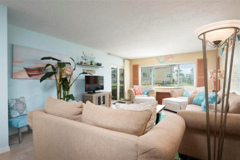 Condominio en venta en Punta Gorda, Florida, 2 dormitorios, 130.25 m2 № 585088 - foto 16