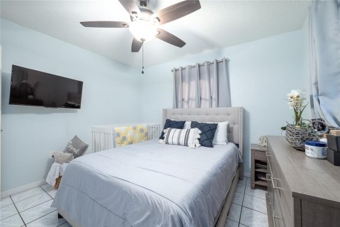 Casa en venta en Orlando, Florida, 3 dormitorios, 117.06 m2 № 999959 - foto 13
