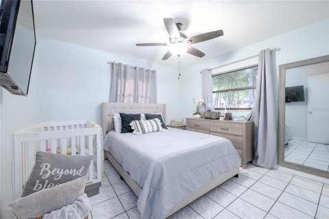 Casa en venta en Orlando, Florida, 3 dormitorios, 117.06 m2 № 999959 - foto 11