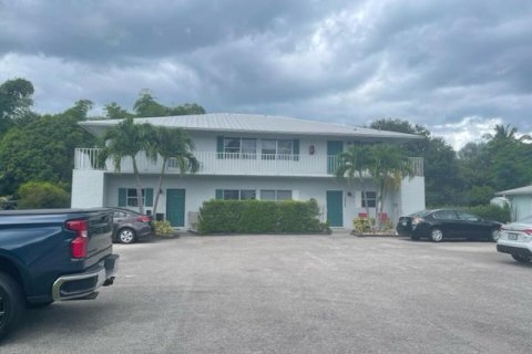 Immobilier commercial à vendre à Stuart, Floride: 384.99 m2 № 738288 - photo 10