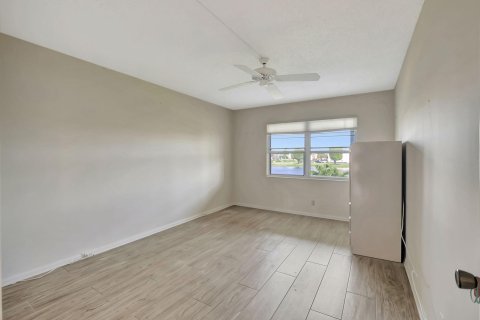 Condo in Boca Raton, Florida, 2 bedrooms  № 1187060 - photo 25