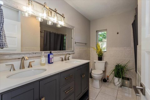 Casa en venta en Orlando, Florida, 4 dormitorios, 248.79 m2 № 1394037 - foto 23