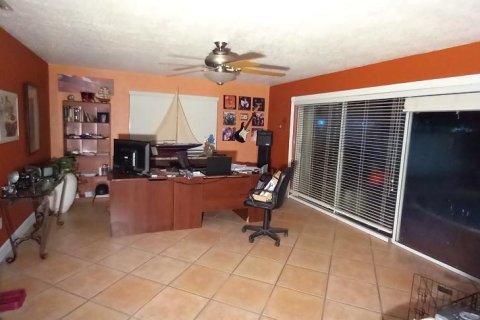 Villa ou maison à vendre à Pembroke Pines, Floride: 3 chambres, 178.28 m2 № 740153 - photo 21