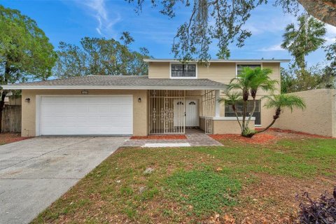 House in Tampa, Florida 3 bedrooms, 251.11 sq.m. № 1436665 - photo 1