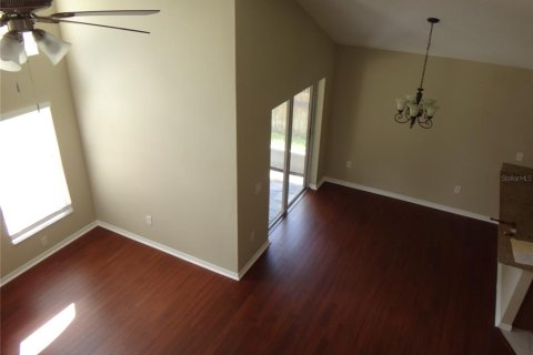 Casa en venta en Wesley Chapel, Florida, 3 dormitorios, 165.92 m2 № 1389476 - foto 8