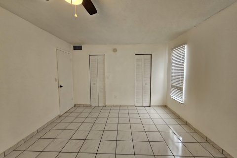 Copropriété à vendre à Lauderhill, Floride: 1 chambre, 68.28 m2 № 952278 - photo 14