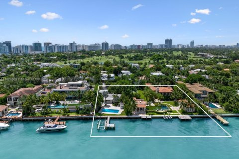 Casa en venta en Miami Beach, Florida, 7 dormitorios, 1180.32 m2 № 785062 - foto 8