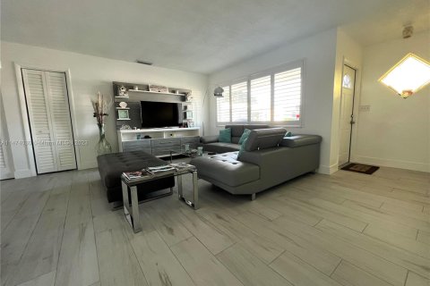 Casa en venta en Hollywood, Florida, 2 dormitorios, 102.01 m2 № 785051 - foto 7