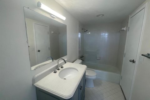 Condominio en venta en North Palm Beach, Florida, 2 dormitorios, 106.19 m2 № 321527 - foto 3