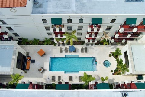 Condominio en venta en Coral Gables, Florida, 3 dormitorios, 158.12 m2 № 1181287 - foto 21