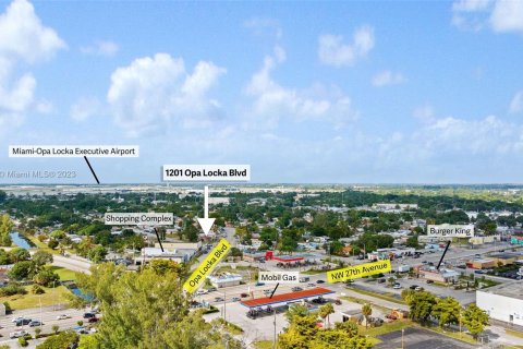 Immobilier commercial à vendre à Opa-locka, Floride № 848802 - photo 6