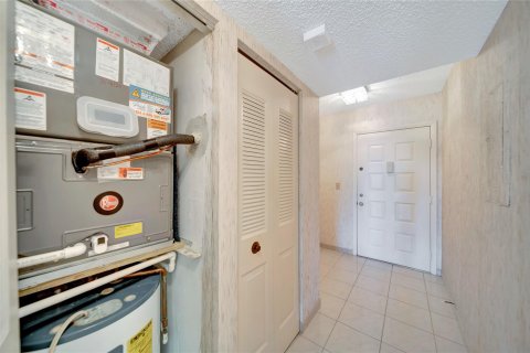 Copropriété à vendre à Lauderhill, Floride: 2 chambres, 129.13 m2 № 1172483 - photo 24