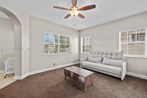 Villa ou maison à vendre à Coral Springs, Floride: 3 chambres, 200.67 m2 № 1138681 - photo 5