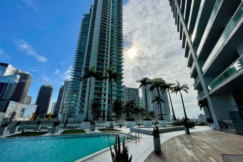 Condominio en venta en Miami, Florida, 1 dormitorio, 67.08 m2 № 944885 - foto 18