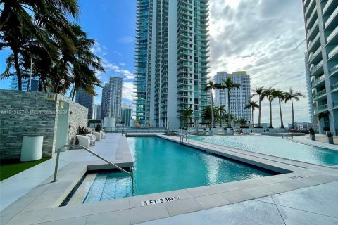 Condominio en venta en Miami, Florida, 1 dormitorio, 67.08 m2 № 944885 - foto 16