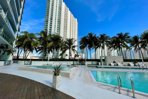Copropriété à vendre à Miami, Floride: 1 chambre, 67.08 m2 № 944885 - photo 17