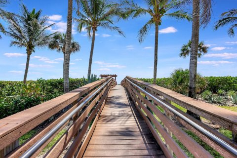 Copropriété à vendre à Hutchinson Island South, Floride: 2 chambres, 97.83 m2 № 1228856 - photo 10