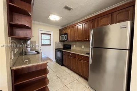 Copropriété à vendre à Coral Springs, Floride: 1 chambre, 70.98 m2 № 1352024 - photo 1