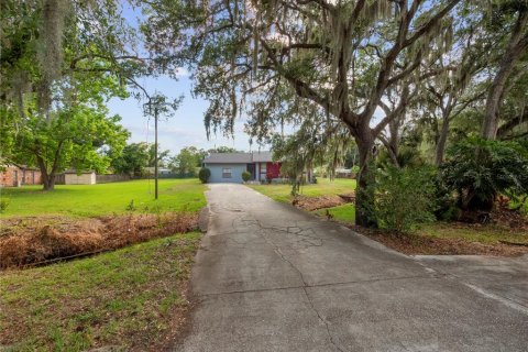 House in Lakeland, Florida 3 bedrooms, 183.11 sq.m. № 1350456 - photo 2