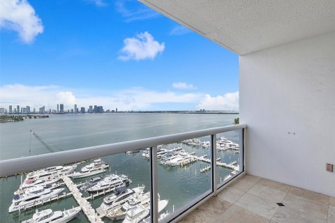 Condominio en alquiler en Miami Beach, Florida, 2 dormitorios, 104.05 m2 № 1345872 - foto 28